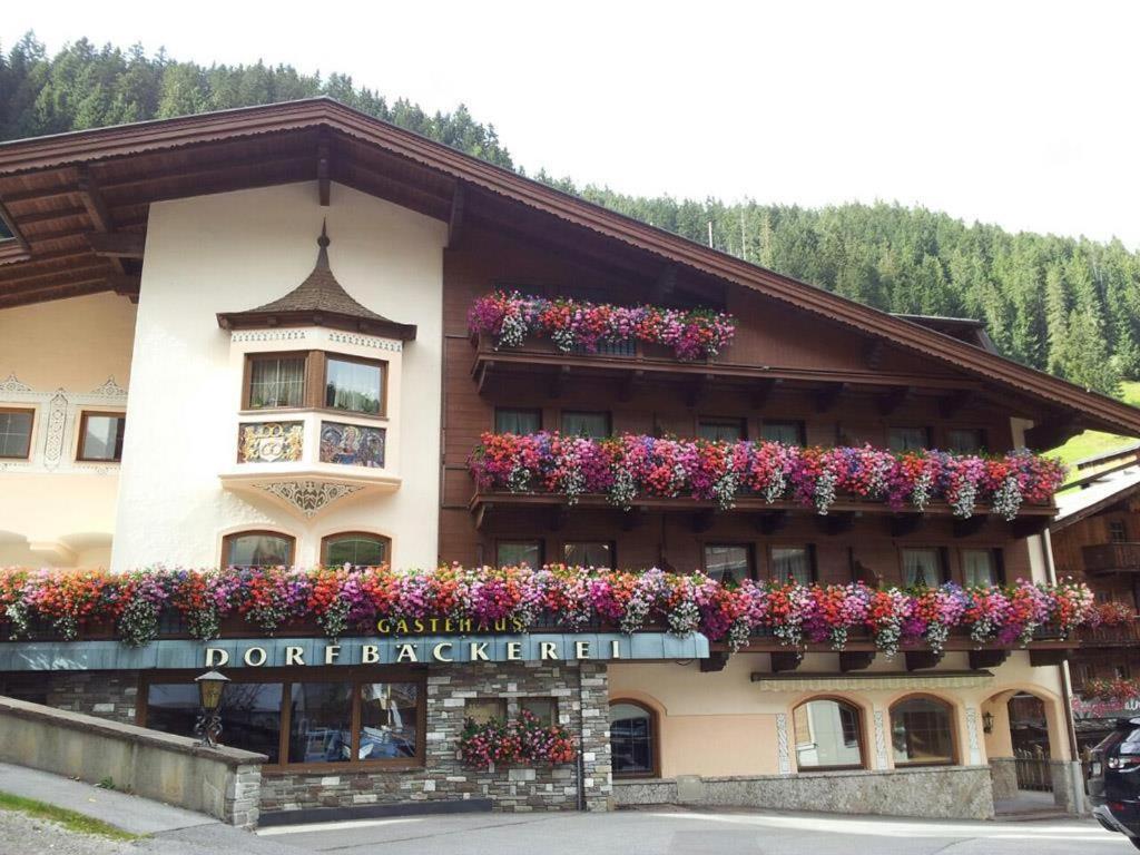 Gaestehaus Dorfbaeckerei Тукс Экстерьер фото
